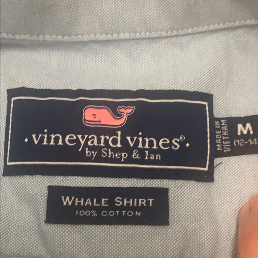 Vineyard Vines button down - Picture 3 of 3